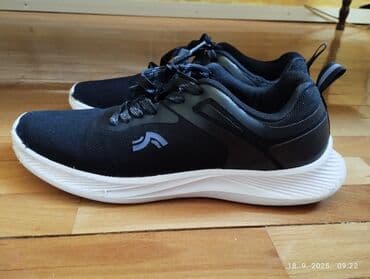 Sweatpants: Trainers, size - 43 — 1