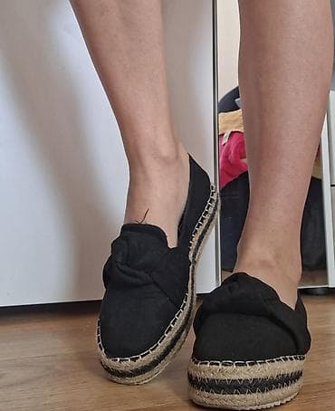 Prelepe i udobne espadrile br 39 — 2