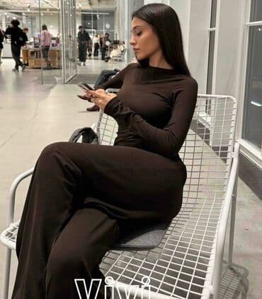 svecani kompleti zenski: L11. Komplet 2.800 dinara — 2