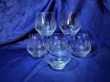 kristalne čaše prodaja: Case kristal,rucna gravura. za zestoko pice 1950g+. Case komada 6 u — 1
