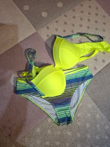 L, Poliester, Prugasti, bоја - Žuta na lalafo.rs L, Poliester, Prugasti, bоја - Žuta