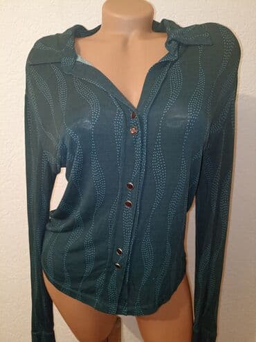 Košulje: Kao nova kosuljica, likra, ima elastina. Velicina M — 2