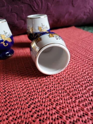 case za zestoko pice: Casice nove liveni porcelan iz 70ih. za zestoko pice. Casice komada — 4