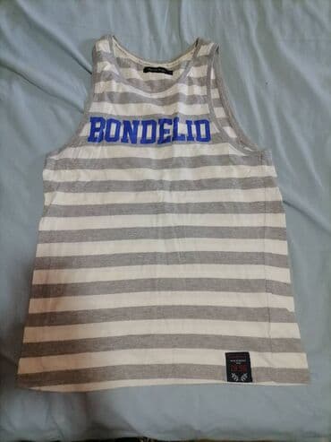 Round neck, Sleeveless