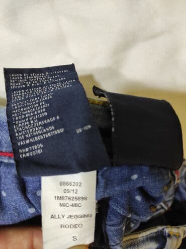pidzama iz jednog dela: Tommy Hilfiger farmerke veličina S. Iz uvoza kao nove. Poluobim struka — 6