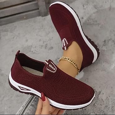 patike za kosarku kp: Ženske slip-on patike, br. 39 - 40, u bordo boji - Prozračan pleteni — 1