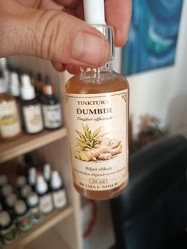 Tinktura Đumbir – Zingiber officinale - Biljni eliksir za podršku na lalafo.rs Tinktura Đumbir – Zingiber officinale - Biljni eliksir za podršku