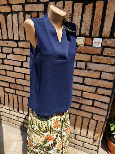 satenske haljine modeli: Esprit teget bluza bez rukava, nova sa etiketom. - V-izrez sa — 1