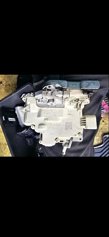 prekidac za sekvent plin: AUDI A6 C7 A7 8 BRAVA VRATA 4G0839015 | audi deloviZEMUN-ALTINA — 2