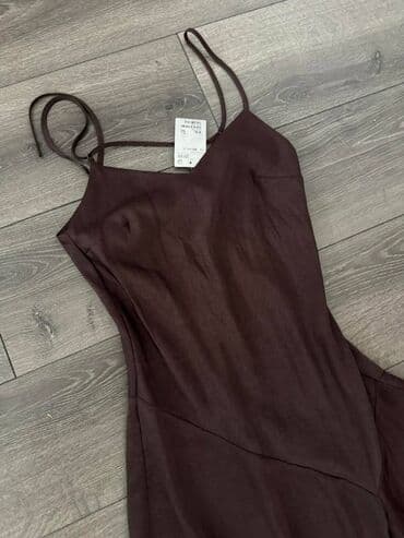 moderna odeća: H&M XS (EU 34), bоја - Crna, Na bretele — 2