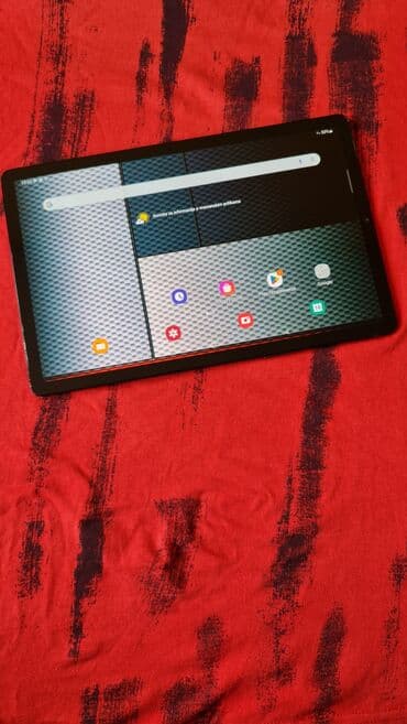 e knjige: Tablet veliki 10.5 inca,kao nov sve radi ima za sim karticu,vrhunska — 10