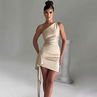 Haljine: ✅Elegantna haljina na jedno rame
✅2300 din — 3