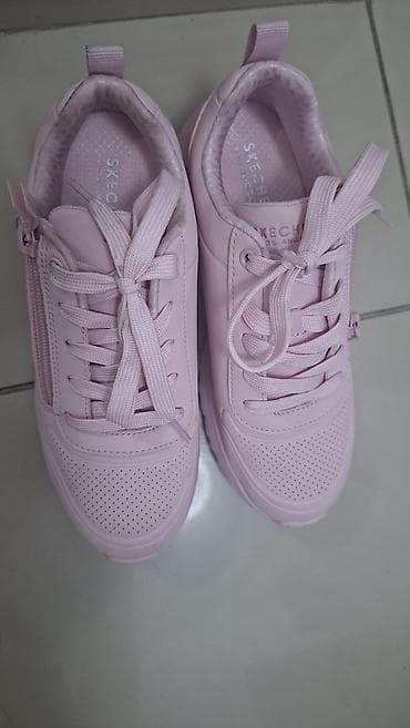 paris saint germain duks: Skechers patike – boja Light Pink
Nove patike 3500 — 3