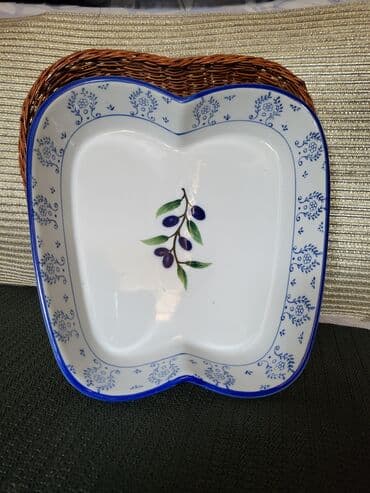 vatrostalne posude sa poklopcem akcija: Posuda nova,vintaz porcelanska sa korpom. Nova posuda univerzalna,sve — 2