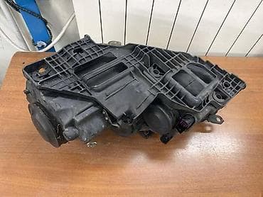 auto lak u spreju: FAR ZA VOLKSWAGEN GOLF 6 | Desni far za Golf 6 (300-H) — 2