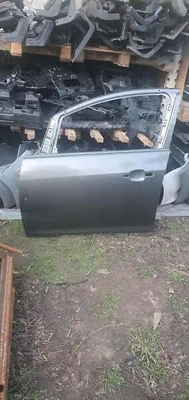 VRATA PREDNJA ZA OPEL ASTRA J | Opel Astra j prednja leva vrata na lalafo.rs VRATA PREDNJA ZA OPEL ASTRA J | Opel Astra j prednja leva vrata