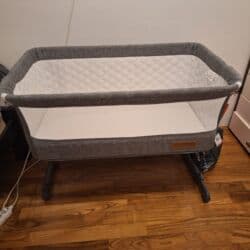 Armchairs: FREE ON prenosivi krevetac FREE TO ME, namenjen je bebama uzrastu do 6 at lalafo.rs — 4 Armchairs: FREE ON prenosivi krevetac FREE TO ME, namenjen je bebama uzrastu do 6 — 4