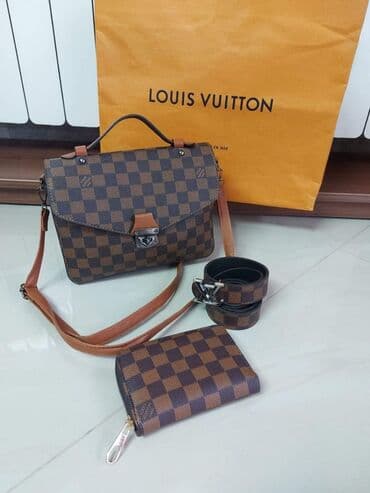 torba za obucu: Cena torbi 2450
Cena kaisa 1.700
Cena novcanika 1.700
Alb sa porezom — 23