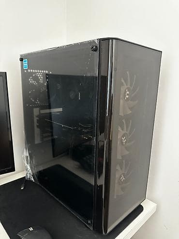 gusana pec na drva: Gejmerski računar Ryzen 5 + RTX 2070 Super praktično nov Savršen i — 4