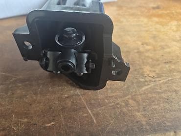 auto oglasi pirot: Prskalica farova Audi A6 C6 (pokretna dizna / podizač prskalice) – — 7