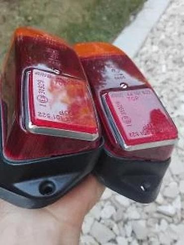 auto plac sirena: STOP SVETLA ZADNJA ZA FICU ZASTAVA 750 | Nova stakla metalno — 2