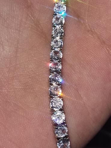 pandora narukvice: Prodajem prelepu tenis narukvicu dužine 17.78 cm, sa kamenjem debljine — 2