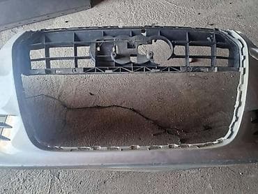 branik: PREDNJI BRANIK ZA AUDI A6 OD 2011. DO 2014. GOD — 2