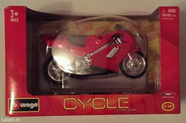 pocepane farmerke za devojcice: Burago motor model "honda nr",1/18,18-51000,nov,u originalnoj kutiji — 3