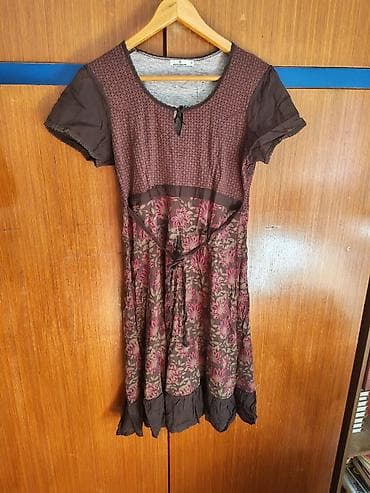 salonke sa otvorenom petom: Haljina sa kratkim rukavima, boho/etno stil. - Kroj: A-linija, blago — 1