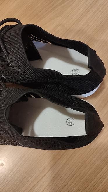 borbene patike: Crne lagane patike – broj 41 - Gornjište: prozračna pletena mrežica — 4