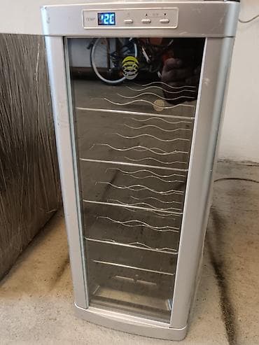 iphone 15 pro max prodaja: Vinski frižider KCC VDK12 – termoelektrični, zapremina 35 L - Model — 4