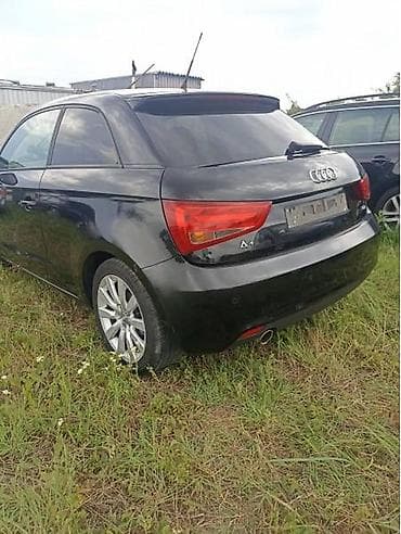 uaz 469 prodaja: GEPEK VRATASA STAKLOM ZA AUDI A1 OD 2010. DO 2014. GOD. | AUDI A1 — 2