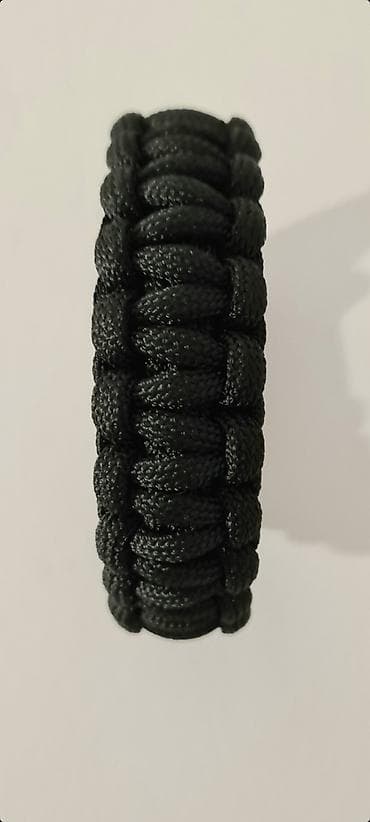 Muška odeća: - Na prodaju muška crna narukvica napravljena ručno od čvrstog — 6