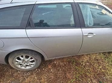 auto plac sirena: ALFA 156 VRATA 612A | Vrata alfa 156 karavan kod boje 612a cena se — 3