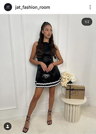 nudida womens clothing: Crna mini haljina A-kroja od satenskog materijala. Napred jednostavna — 1