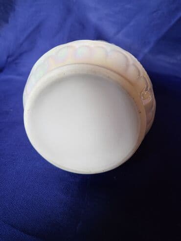 Čajnici: Bokal porcelan,sedef glazura 1914 do 1918godina. Bokal je — 13