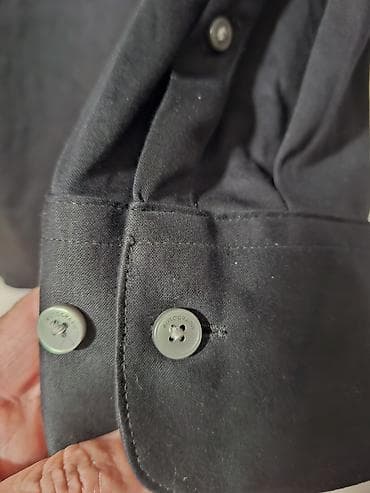 hugo boss majice: Nova prelepa košulja vel xl sa elastinom .
kvalitetna je i moderna — 5
