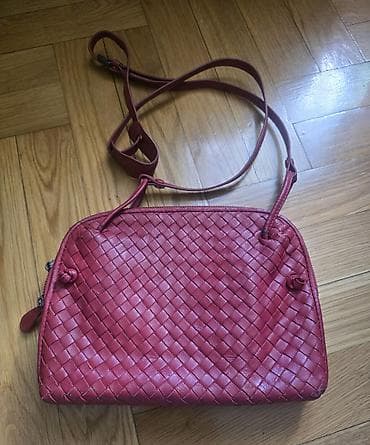 Muška odeća: Bottega Veneta Nodini crvena kozna torba sa dugačkim kaišem. Crossbody — 3