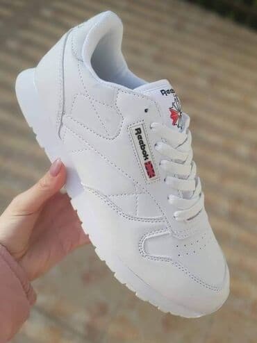 luj viton patike: PONOVO NA STANJU BeleReebok Classic patike, eko koza, nepromocive su — 2
