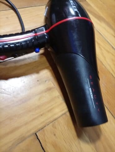 pegla za cik cak frizuru: SINGER fen za kosu – Beauty 1800W - Snaga: 1800 W (oznaka “Beauty — 3