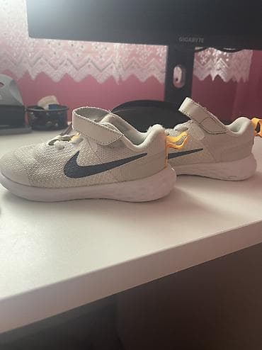 skafanderi za devojcice: Dečije patike Nike (model sa čičak-trakom) - Veličina: za malu decu — 3