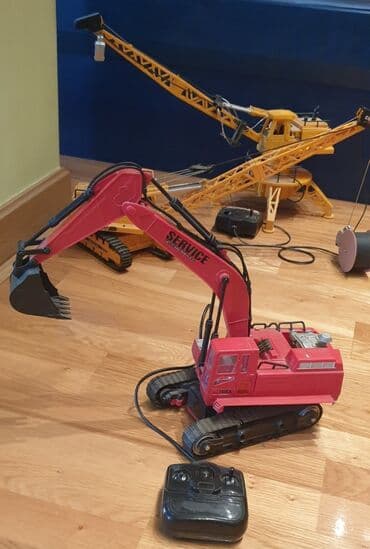 robot na daljinski dexy co: Igracke su na komad. dve ostale. obe za 2200 din. Velike su, sve su — 6