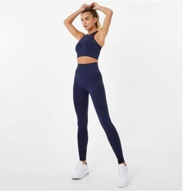 miss etem: ﻿Everlast high neck racer sports bra Vel. S, M i L Medium support — 3