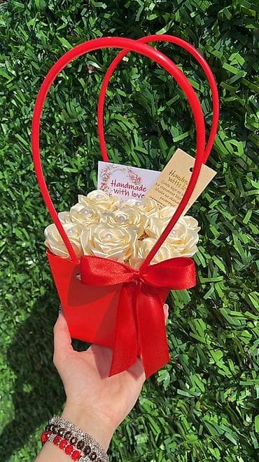 Tekstil: Ručni aranžman “Handmade with love” – dekorativna korpica sa ružama od — 2