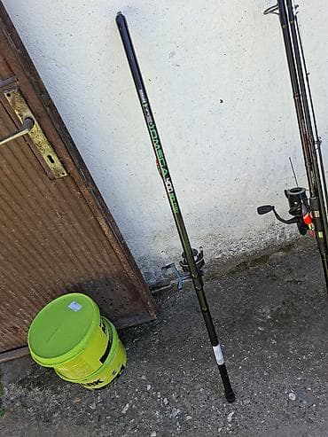 Ribolovački set – štapovi sa mašinicama i opremom - Višedeljni