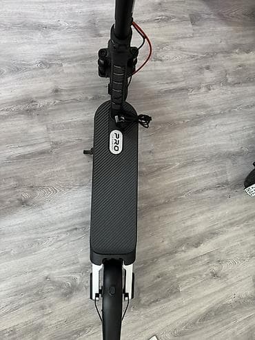 legendarni automobili 1: Električni trotinet Xiaomi Pro – snažan i praktičan gradski prevoz - — 3