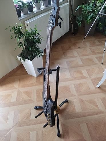 xs broj: Bass je rucni rad, izradjen od laganog drveta samba, Seymour Duncan — 5
