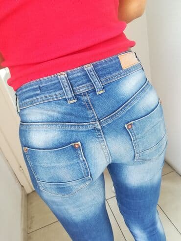 pocepane pantalone: Farmerice extra model i kvalitet uvoz Turska br S-M
Povoljno — 1