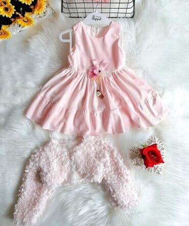 Veličina 3
Cena 3700din na lalafo.rs Veličina 3
Cena 3700din