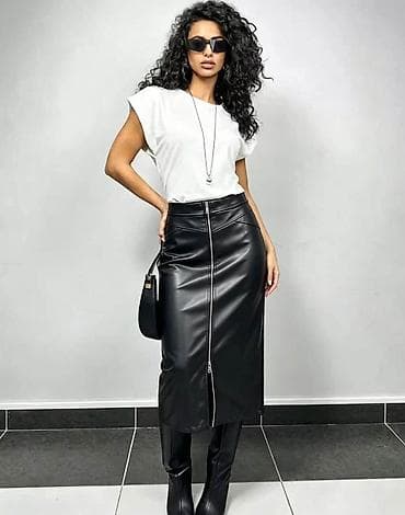 decije baletanke deichmann: 08. Suknja
Eko koža
2.600 dinara H — 2